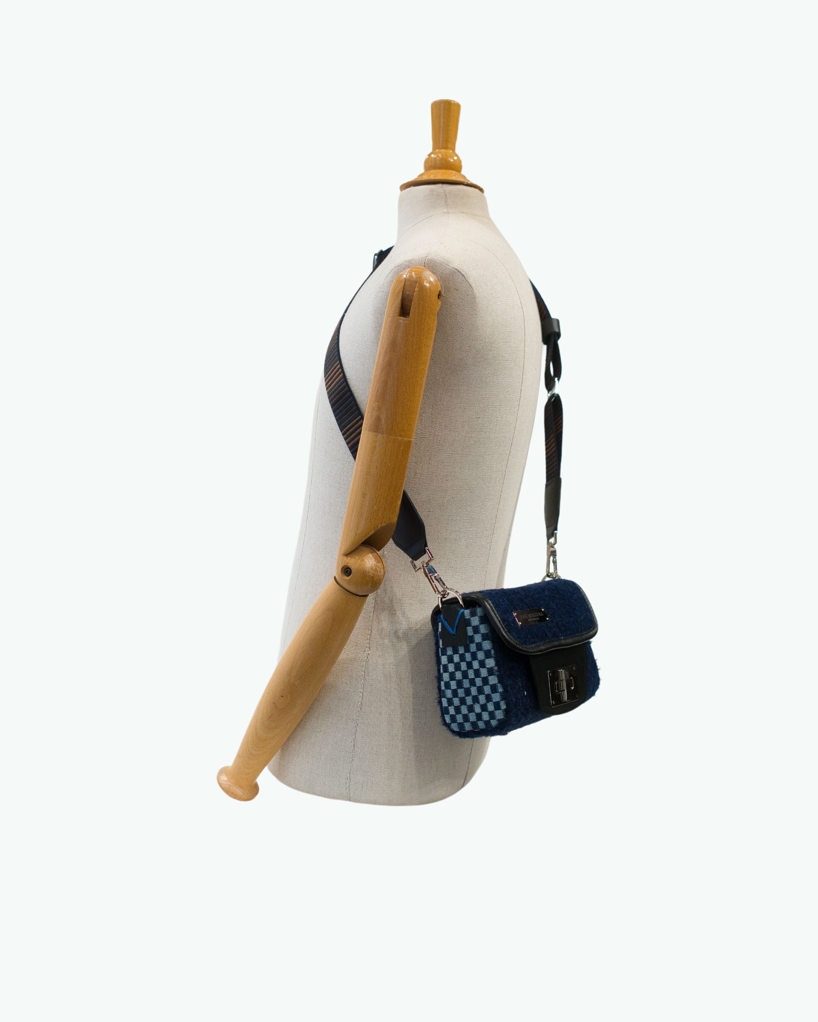 Cheka | Crossbody