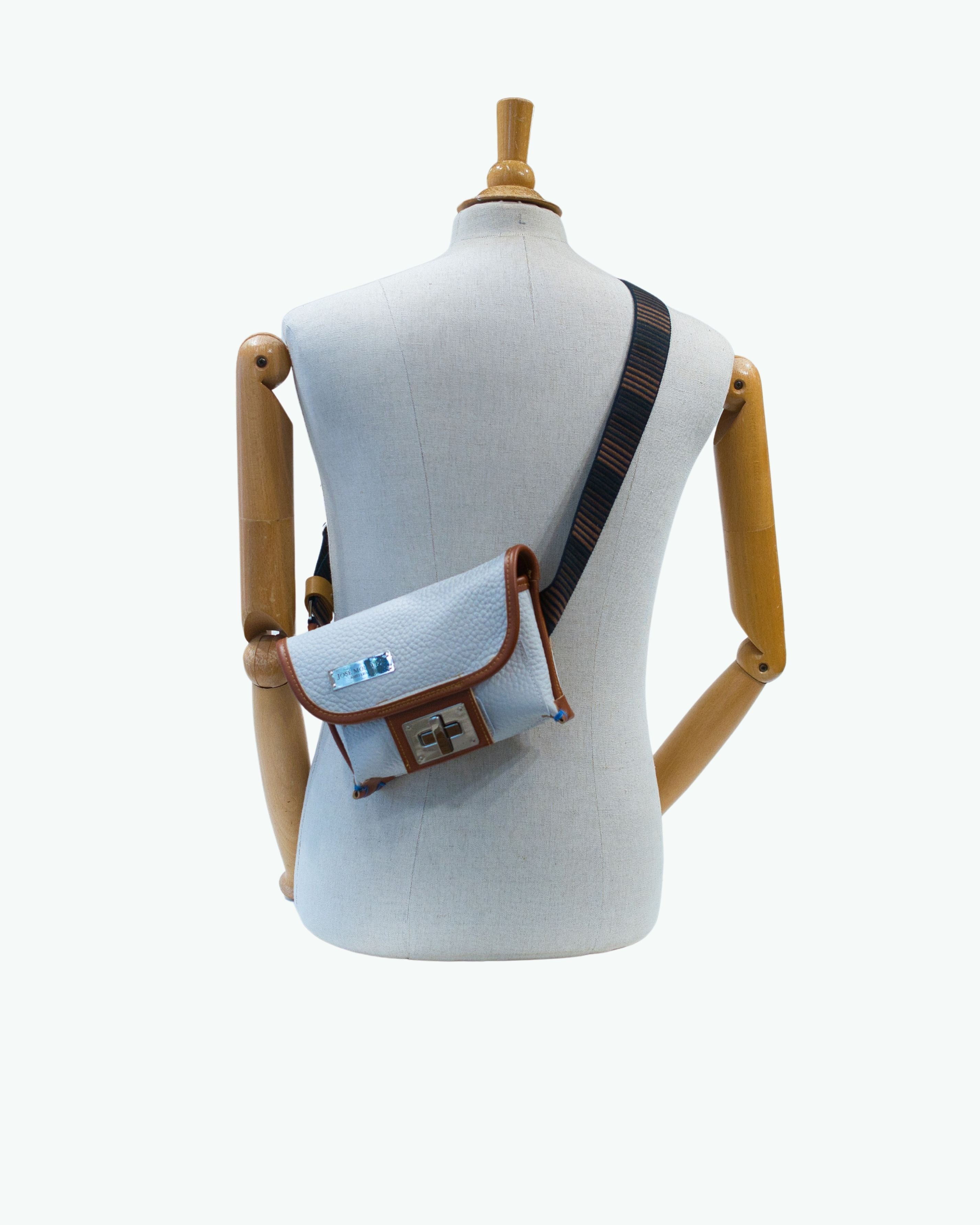 Minimal Ivory | Crossbody
