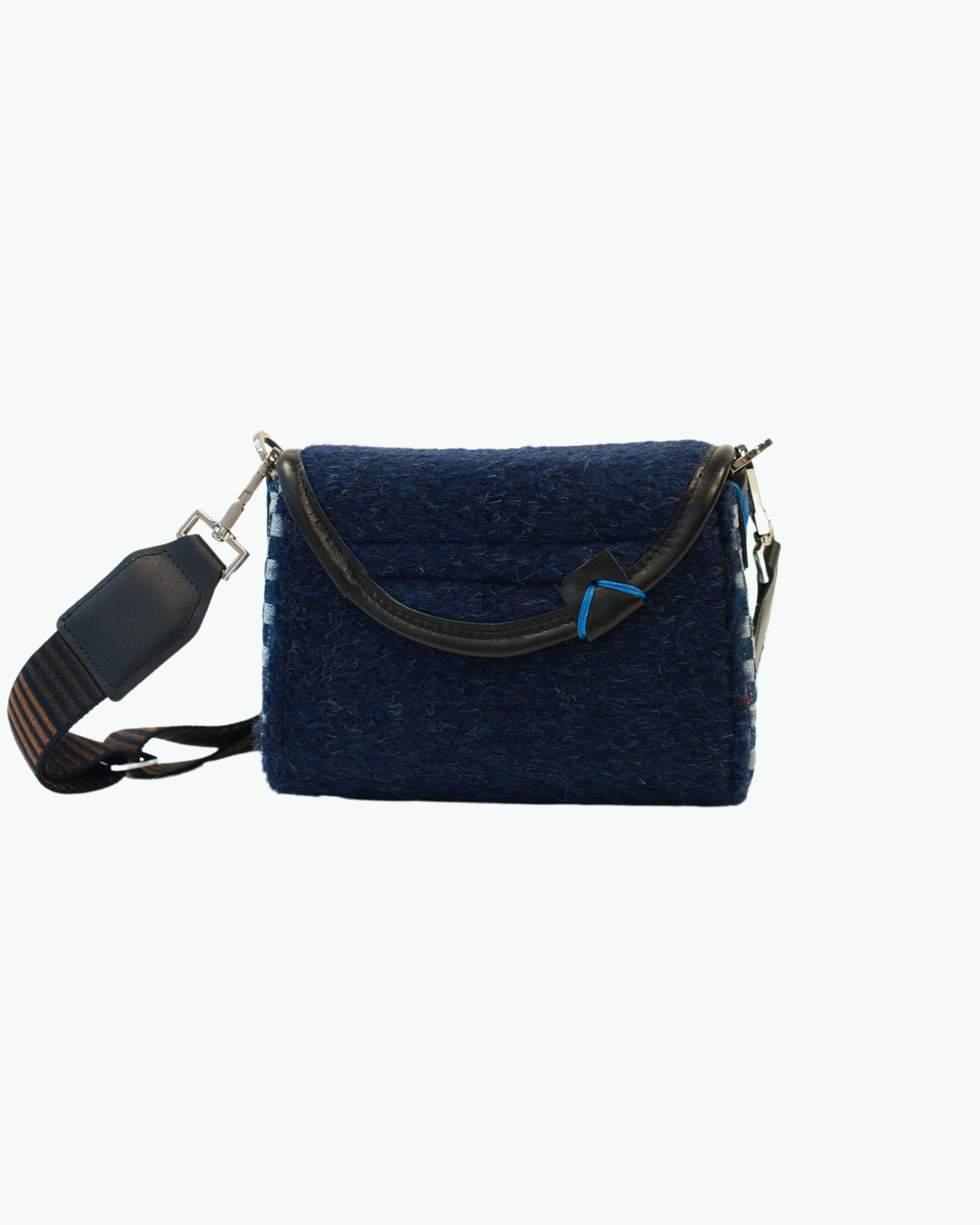 Cheka | Crossbody