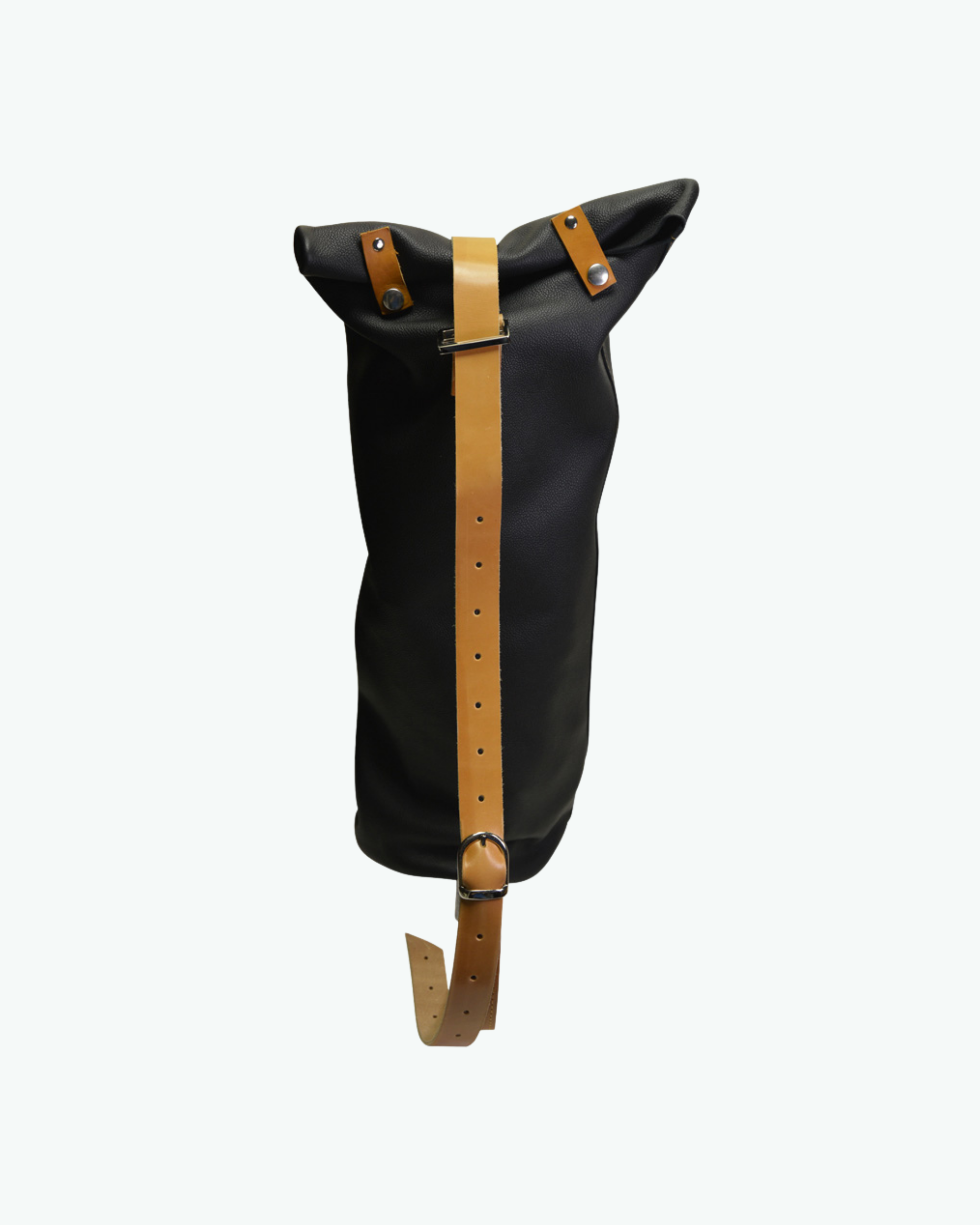 Wouter Tube Black | Backpack