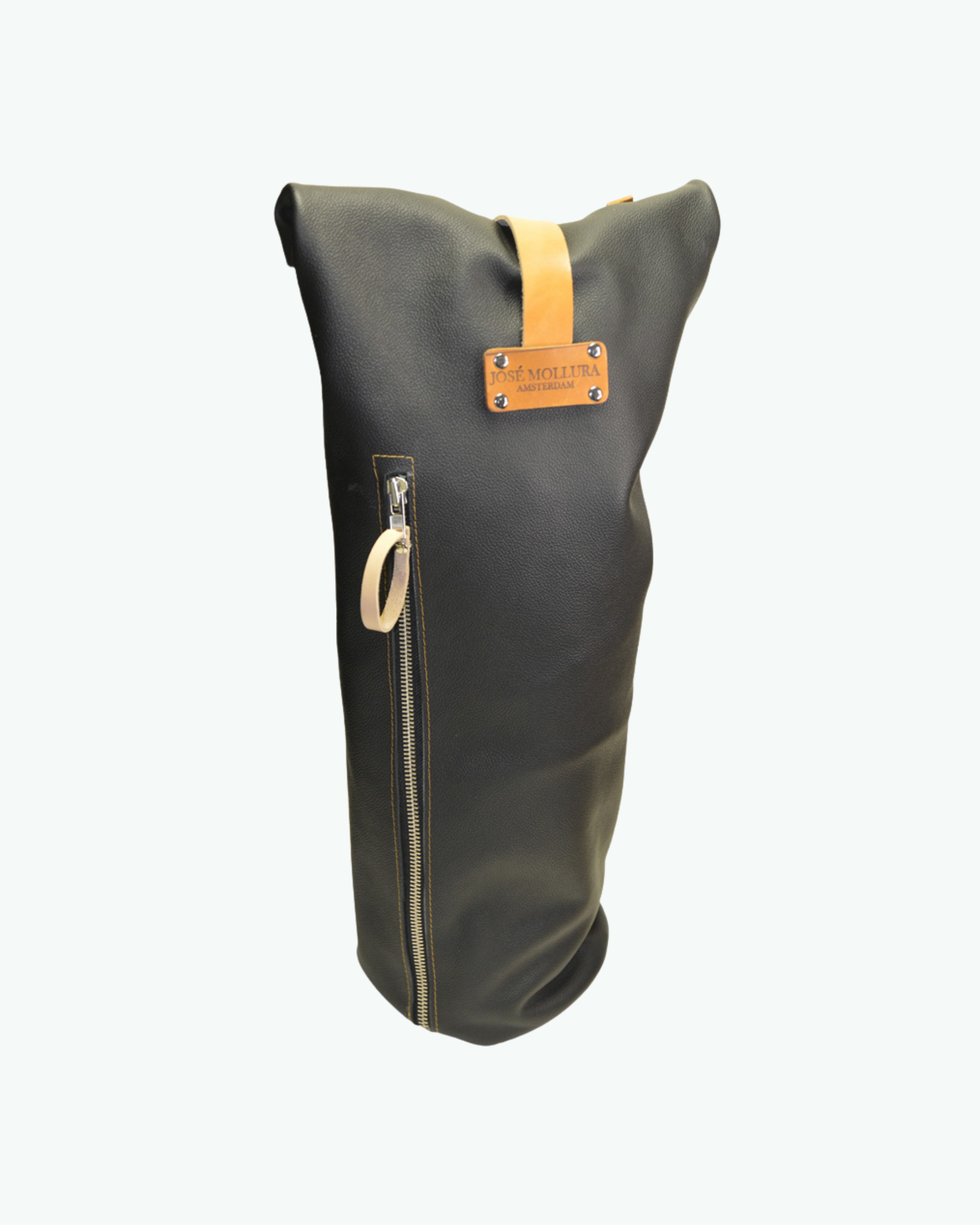 Wouter Tube Black | Backpack